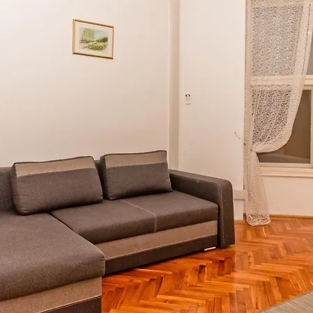 Danubius Grand Astoria Apartamento Budapest
