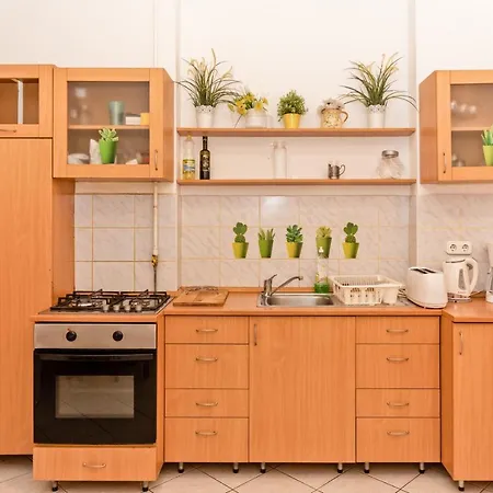 Danubius Grand Astoria *